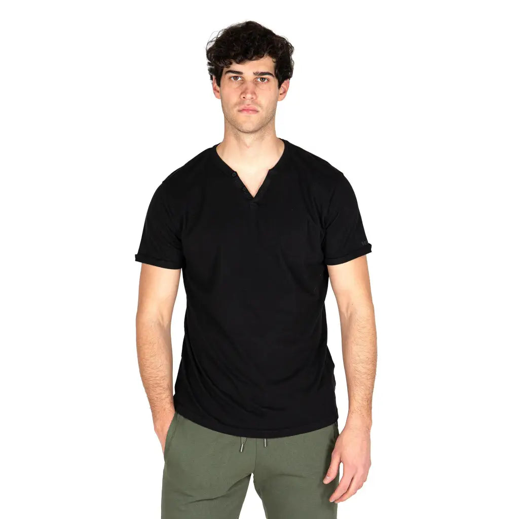 DATCH | T - shirt uomo mezza manica con piccolo scollo a V
